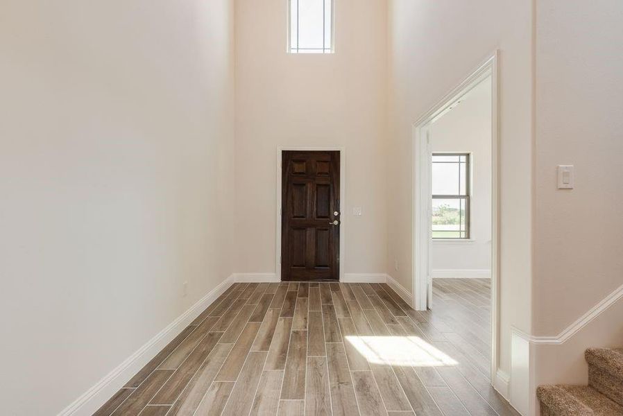 Spacious, unfurnished interior of a new home in , Whitesboro (Image 29).