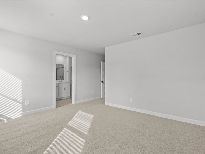Spacious, unfurnished interior of a new home in Northbrook Village Townes, Taylors (Image 15).