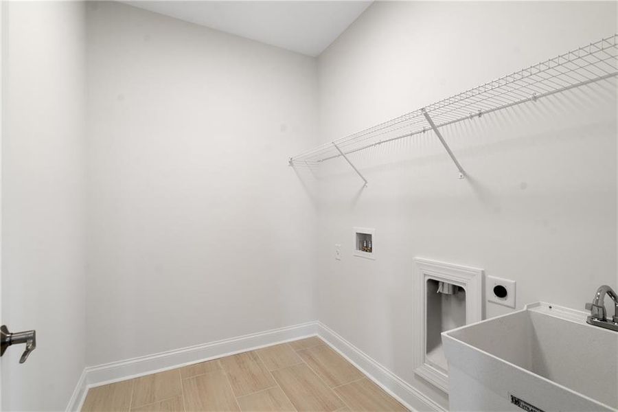 Spacious, unfurnished interior of a new home in Promenade at Sawnee Village, Cumming (Image 14).