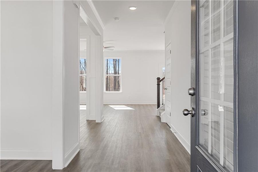 Spacious, unfurnished interior of a new home in Hellen Valley, Braselton (Image 16).