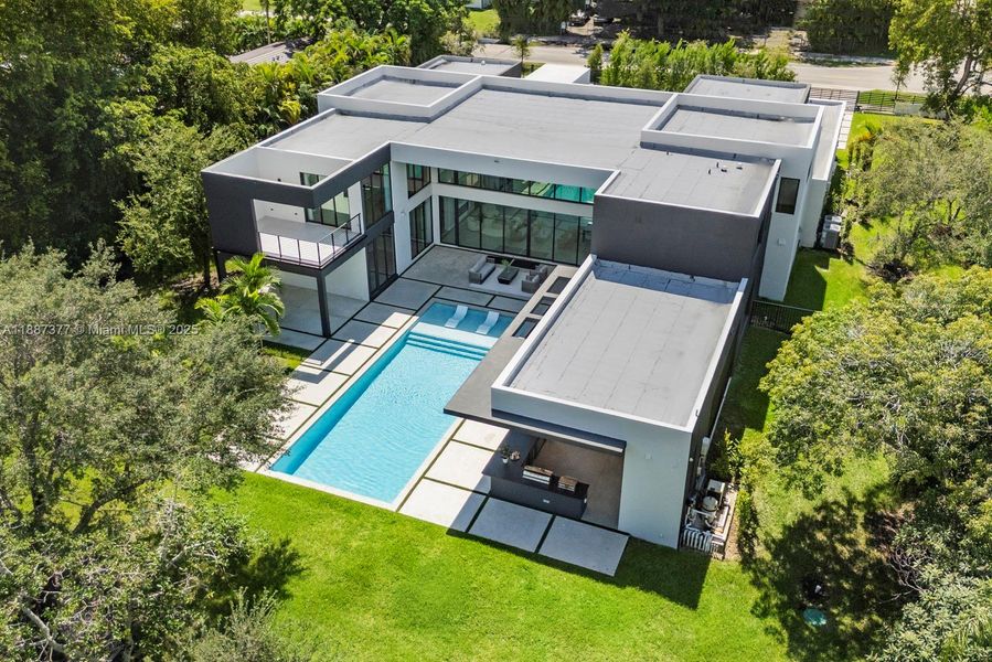 Image 56 of a home in .