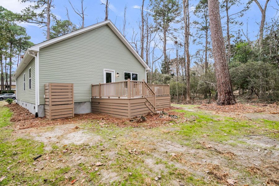Exterior details and patio area of a home in , Summerville (Image 30).