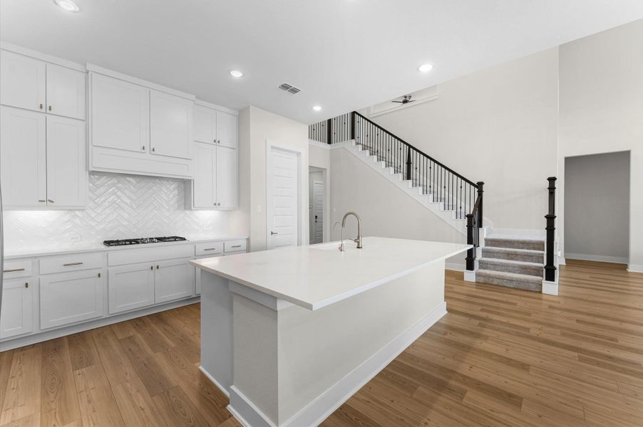 Furnished interior view inside a new home in Cross Creek Ranch, Fulshear (Image 8).