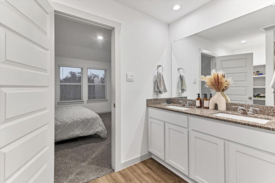 Furnished interior view inside a new home in , Baytown (Image 16).