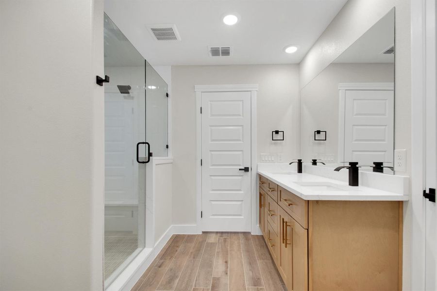 Furnished interior view inside a new home in , Bastrop (Image 15).