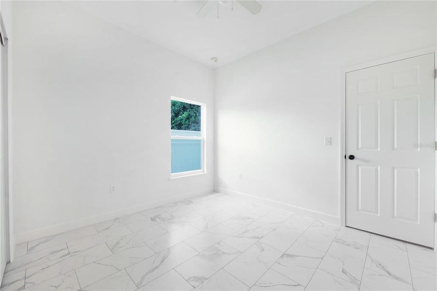 Spacious, unfurnished interior of a new home in , Haines City (Image 15).