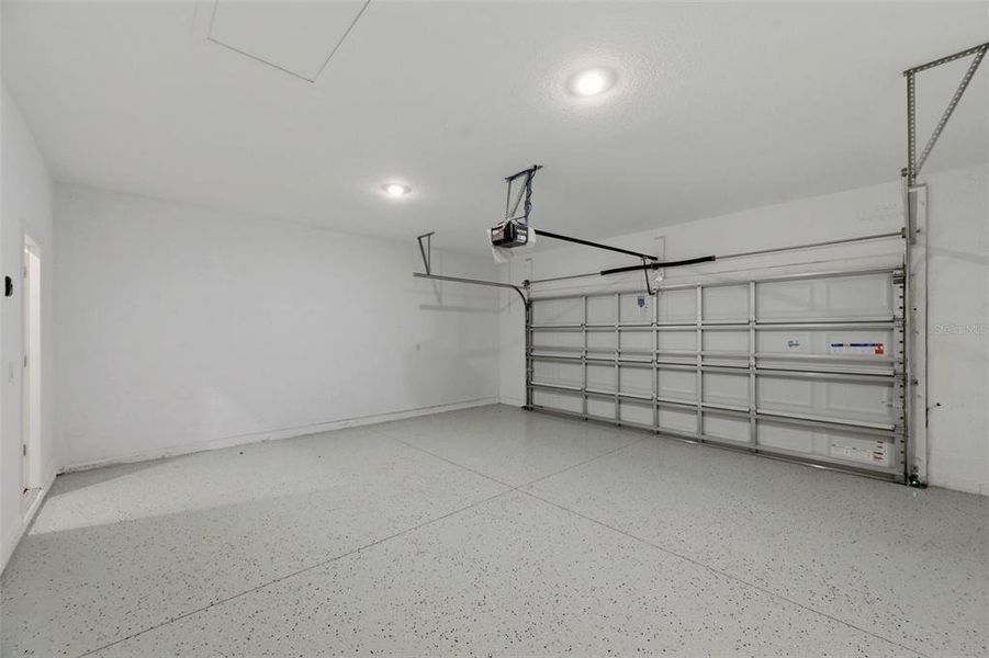 Spacious, unfurnished interior of a new home in Hammock at Two Rivers, Zephyrhills (Image 63).