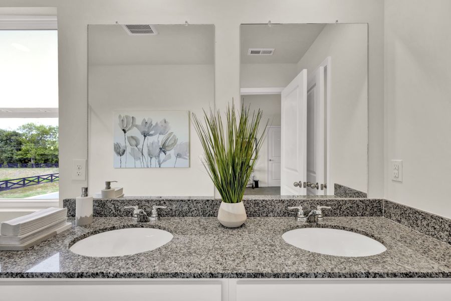 Representative furnished interior of a home built from the Darwin by D.R. Horton in Hudson Terrace, Bristol (Image 25).