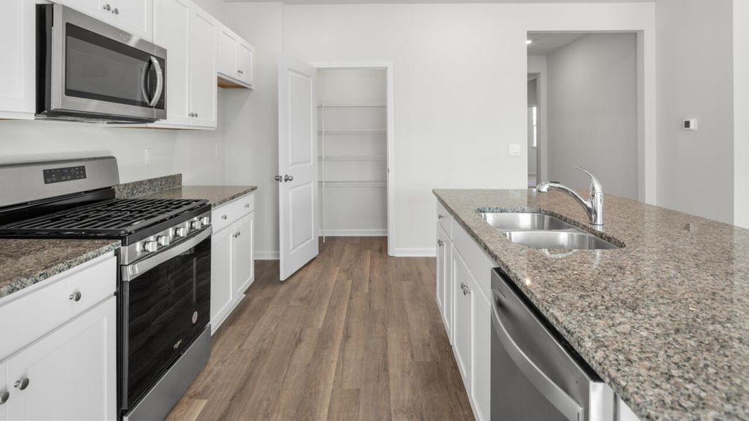 Representative furnished interior of a home built from the ARIA by D.R. Horton in Vineyard Trail, Jacksonville (Image 6). Representative furnished interior of a home built from the ARIA by D.R. Horton in Vineyard Trail, Jacksonville (Image 6).