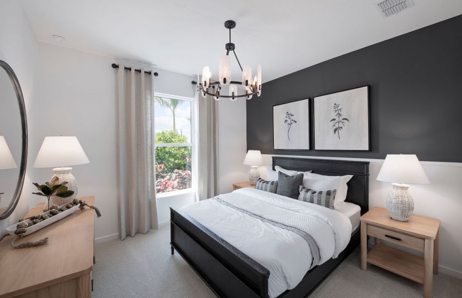 Representative furnished interior of a home built from the Mystique Grand by Del Webb in Del Webb Stone Creek, Ocala (Image 18).