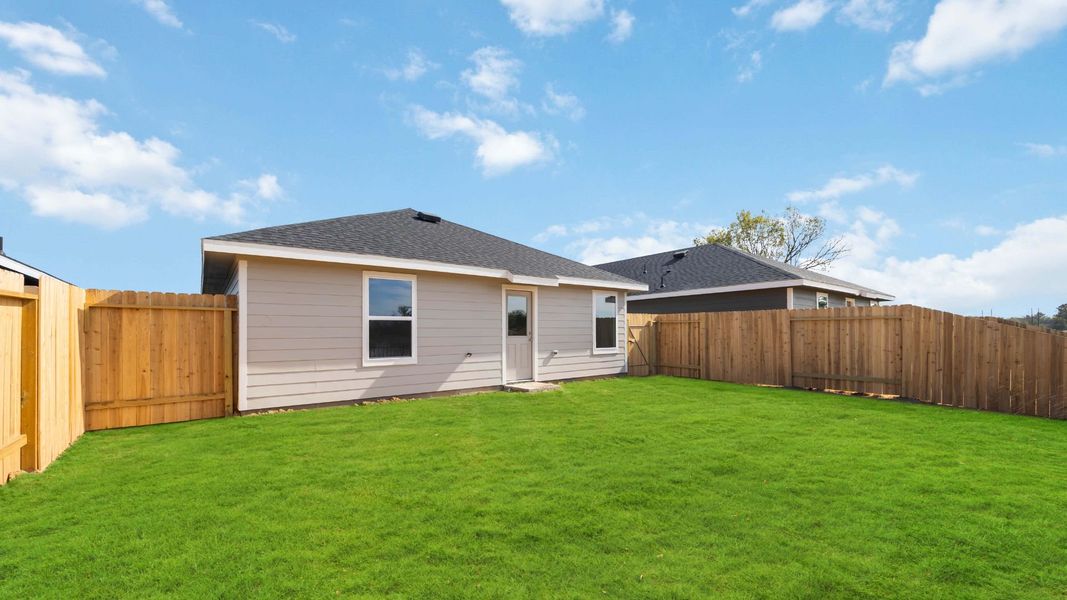 Representative exterior details of a home built from the Barton - T30b by D.R. Horton in Legacy Village, Houston (Image 3).