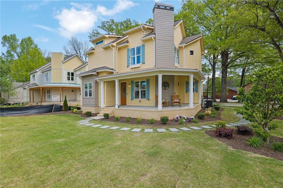 Exterior details and patio area of a home in , Austell (Image 25).