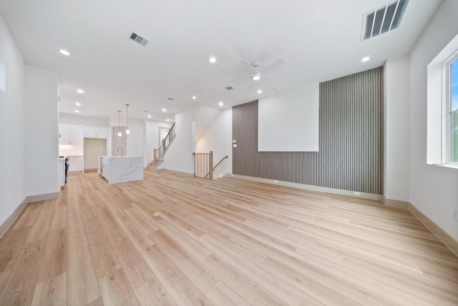 Spacious, unfurnished interior of a new home in , Houston (Image 17).
