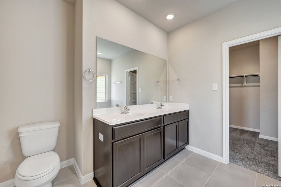 Furnished interior view inside a new home in Park Place, New Braunfels (Image 5).