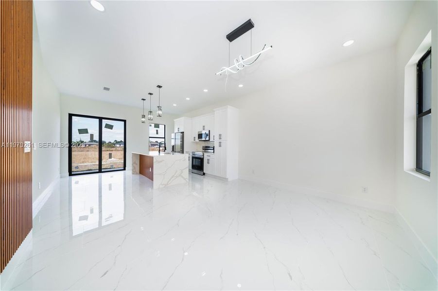 Spacious, unfurnished interior of a new home in , Lehigh Acres (Image 17). Spacious, unfurnished interior of a new home in , Lehigh Acres (Image 17).