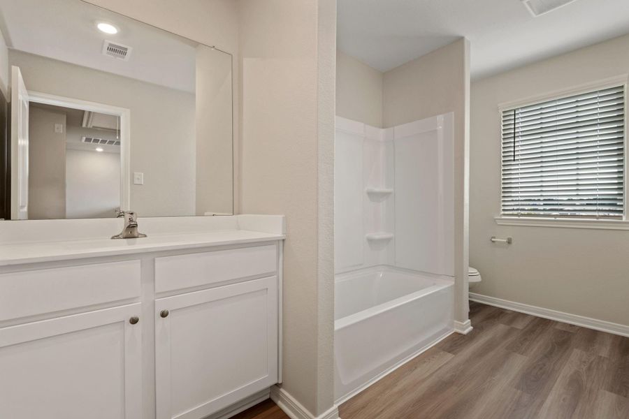 Furnished interior view inside a new home in Pinewood Trails, Cleveland (Image 8).