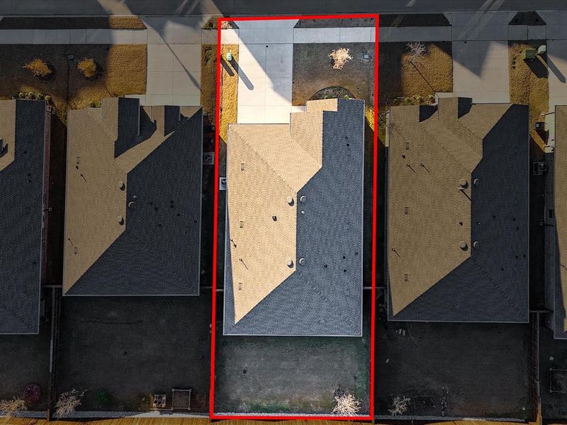 Image 27 of a home in . Image 27 of a home in .