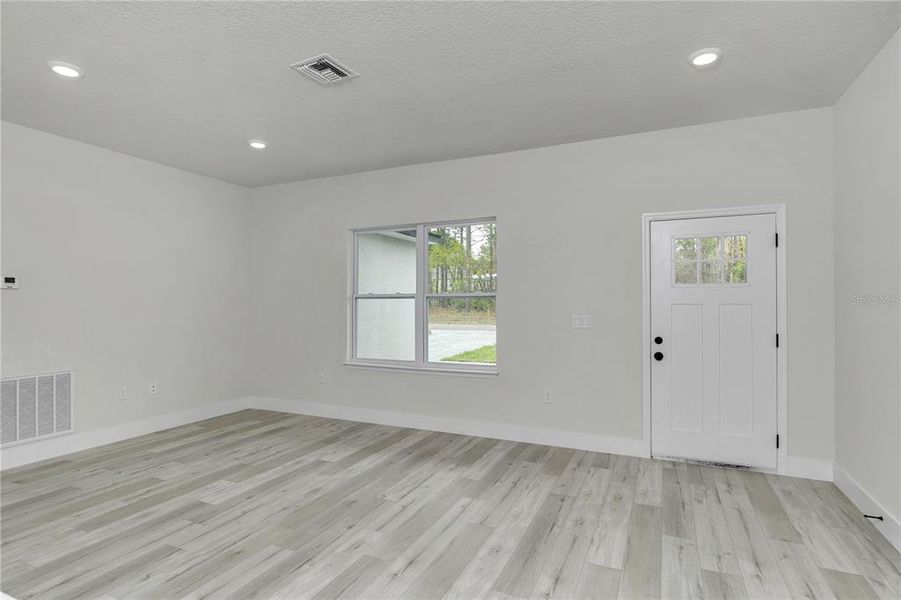 Spacious, unfurnished interior of a new home in , Citrus Springs (Image 25). Spacious, unfurnished interior of a new home in , Citrus Springs (Image 25).