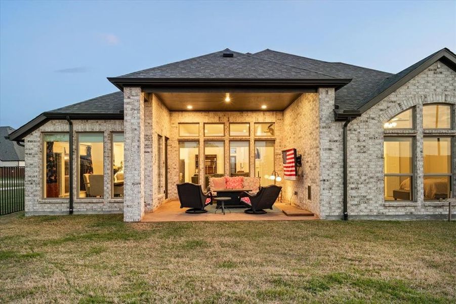 Exterior details and patio area of a home in North Sky, Celina (Image 4).