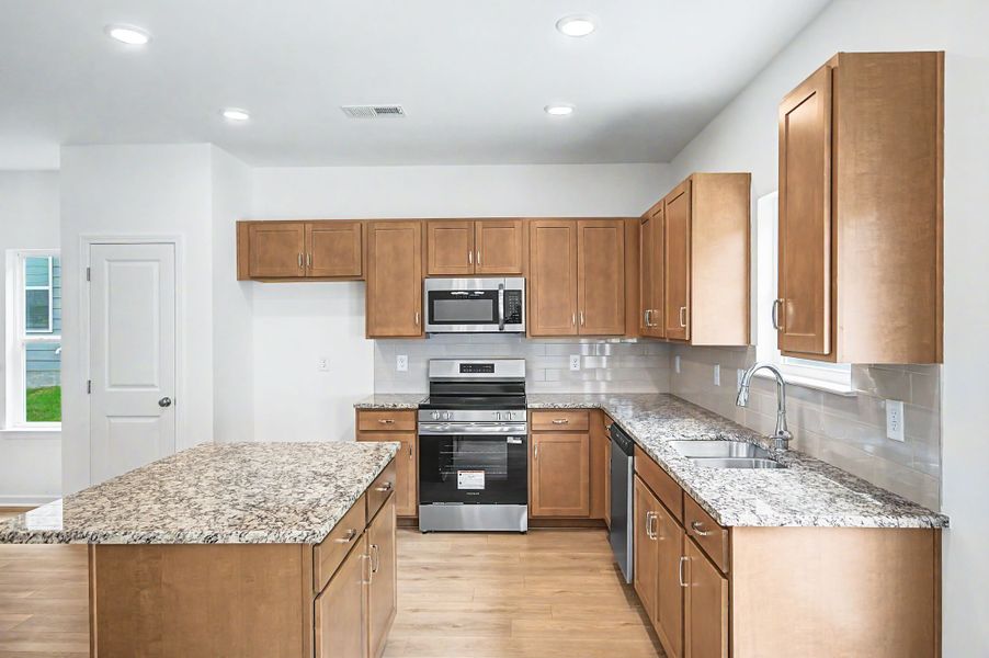 Furnished interior view inside a new home in Ironhorse, Dickson (Image 6).