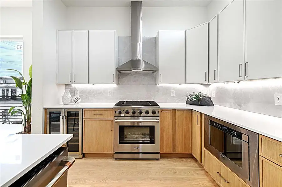 Furnished interior view inside a new home in , Dallas (Image 3).