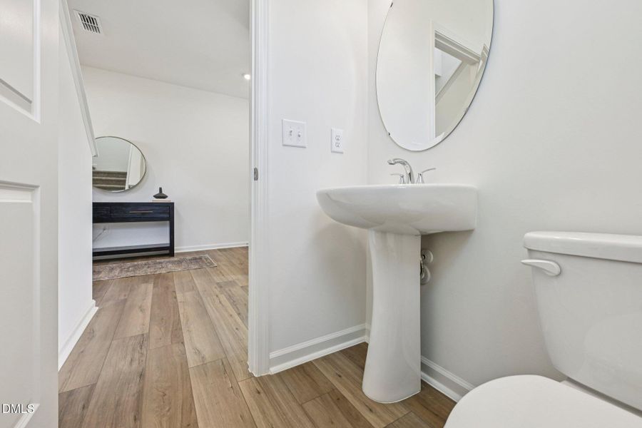 20-web-or-mls-Caspian Ct-S0104-020