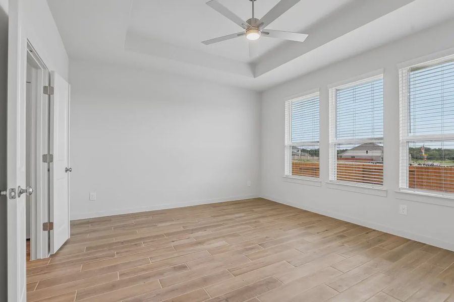 Spacious, unfurnished interior of a new home in Stream Waters, Seguin (Image 25). Spacious, unfurnished interior of a new home in Stream Waters, Seguin (Image 25).