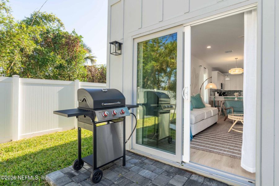 Exterior details and patio area of a home in , Jacksonville Beach (Image 24).