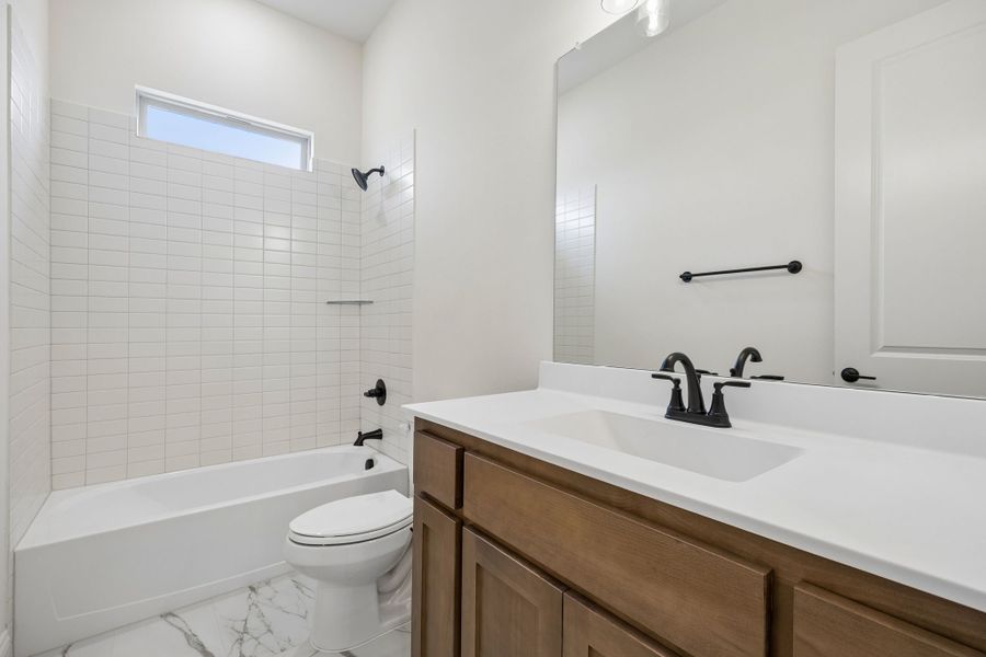 Furnished interior view inside a new home in Joshua Meadows, Joshua (Image 14). Furnished interior view inside a new home in Joshua Meadows, Joshua (Image 14).