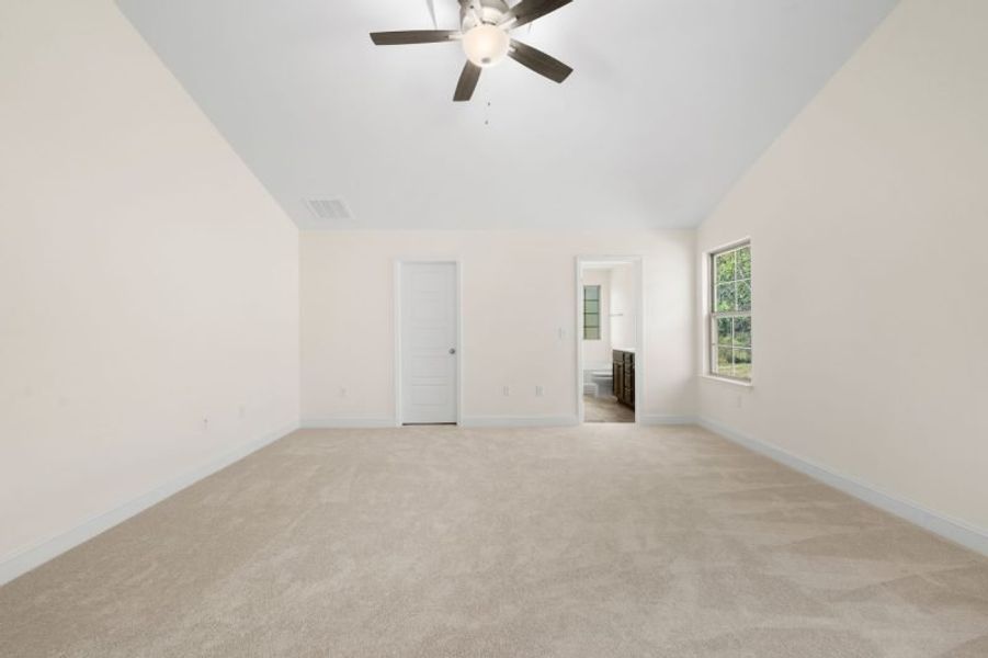 Spacious, unfurnished interior of a new home in Miller's Reserve, Winston-Salem (Image 58).