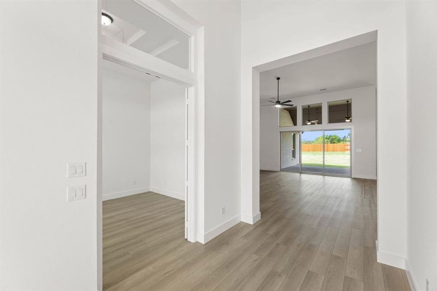 241 Broadmoor-Entry-2