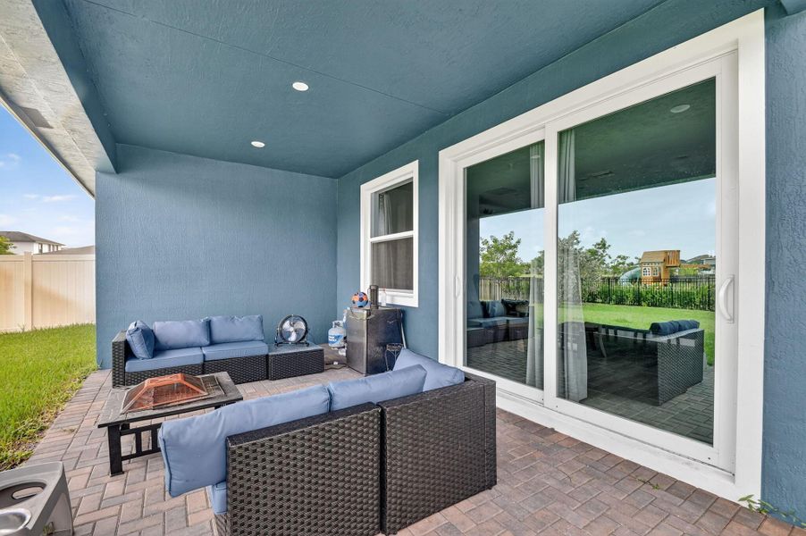 Furnished interior view inside a new home in , Loxahatchee (Image 30).