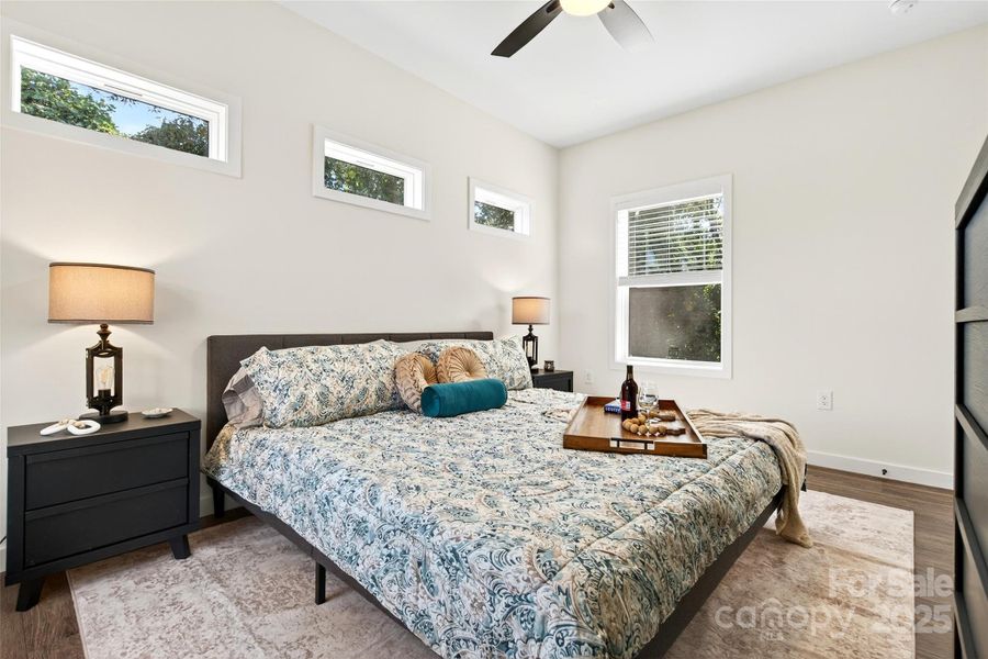 Furnished interior view inside a new home in , Marion (Image 17).