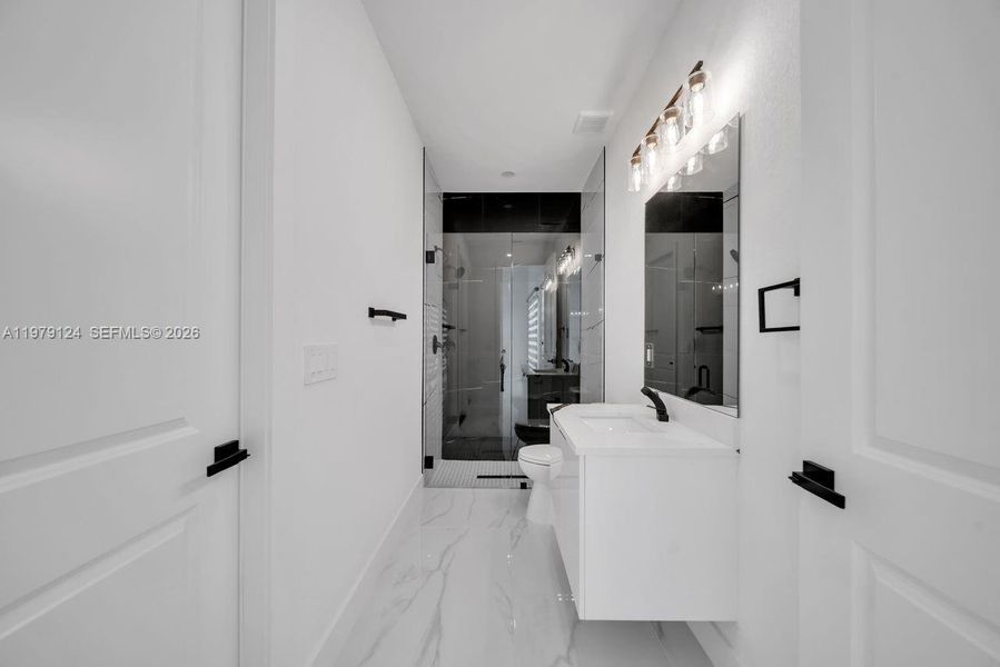 Furnished interior view inside a new home in , Lehigh Acres (Image 8).