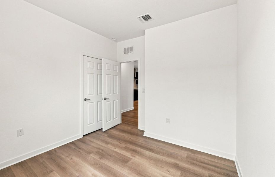 Spacious, unfurnished interior of a new home in Woodside, Georgetown (Image 14).