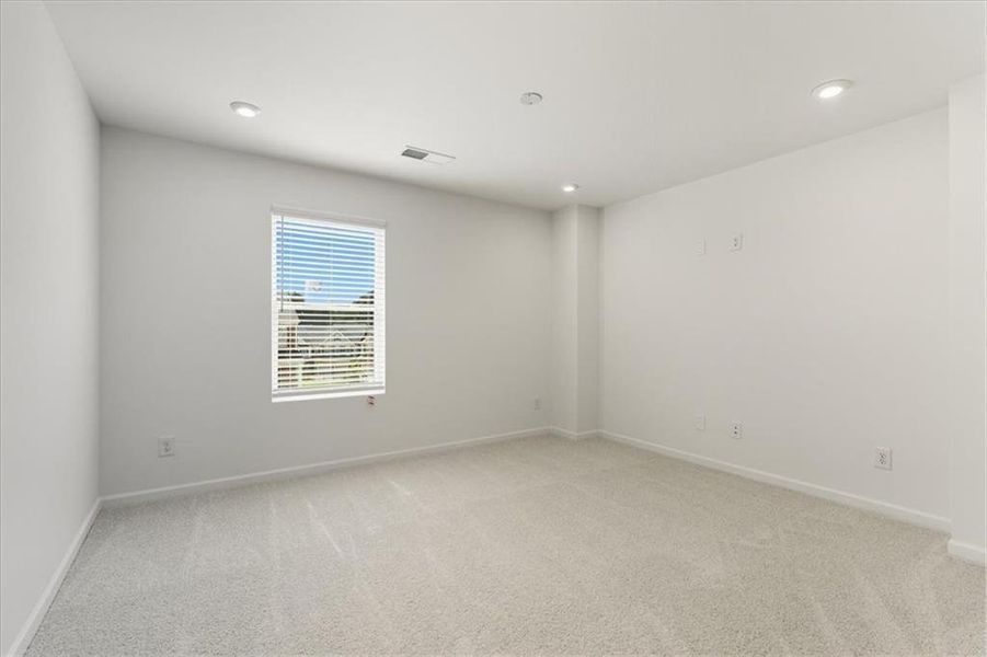 Spacious, unfurnished interior of a new home in Park Center Pointe, Austell (Image 20).