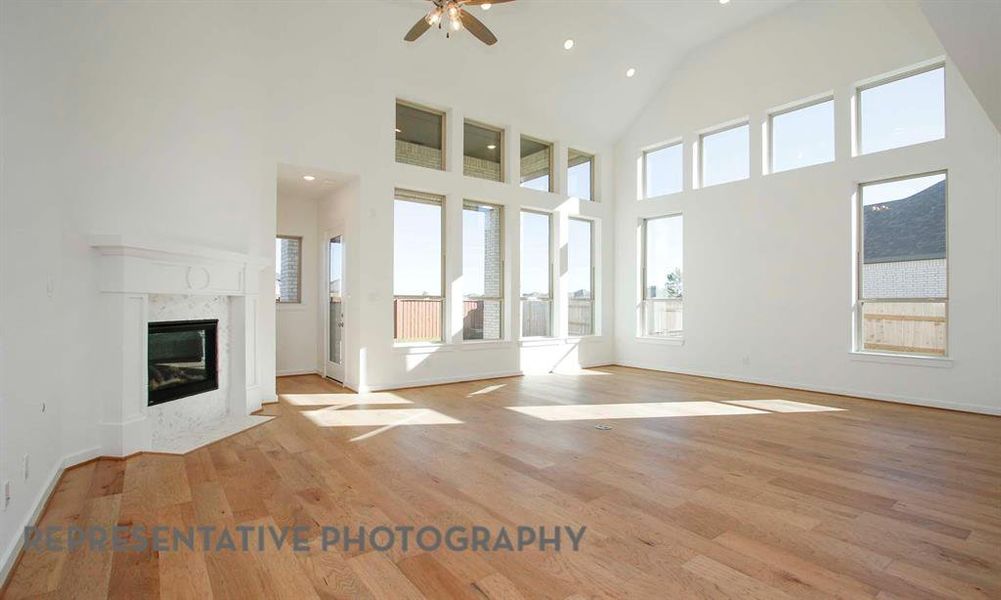 Spacious, unfurnished interior of a new home in Star Trail, Prosper (Image 35).
