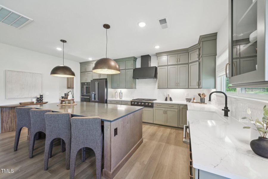 16-web-or-mls-296 Marvel Drive-2904-016 16-web-or-mls-296 Marvel Drive-2904-016