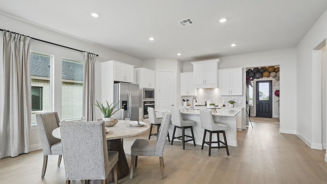 Furnished interior view inside a new home in Peachtree Meadows, Rockwall (Image 5).
