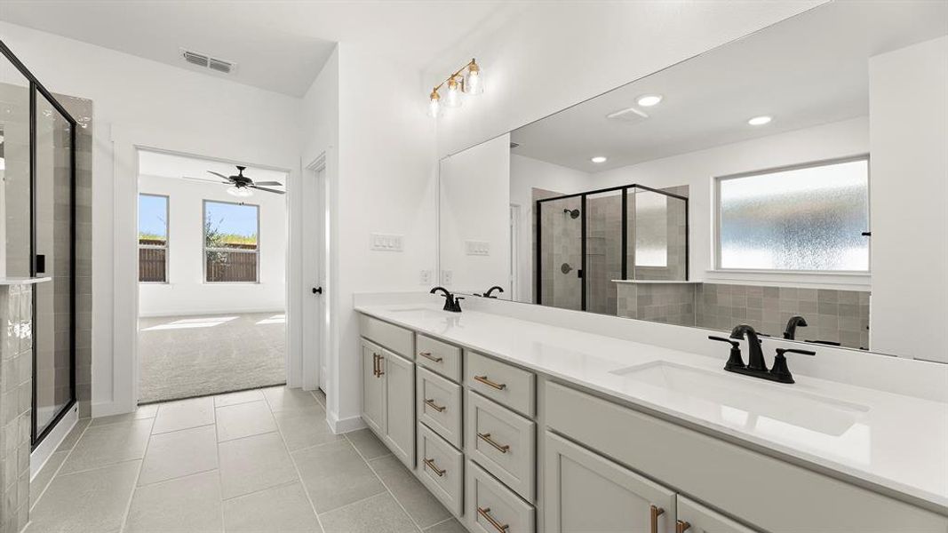 17. 1315 Ackerman - Bath (3) 17. 1315 Ackerman - Bath (3)