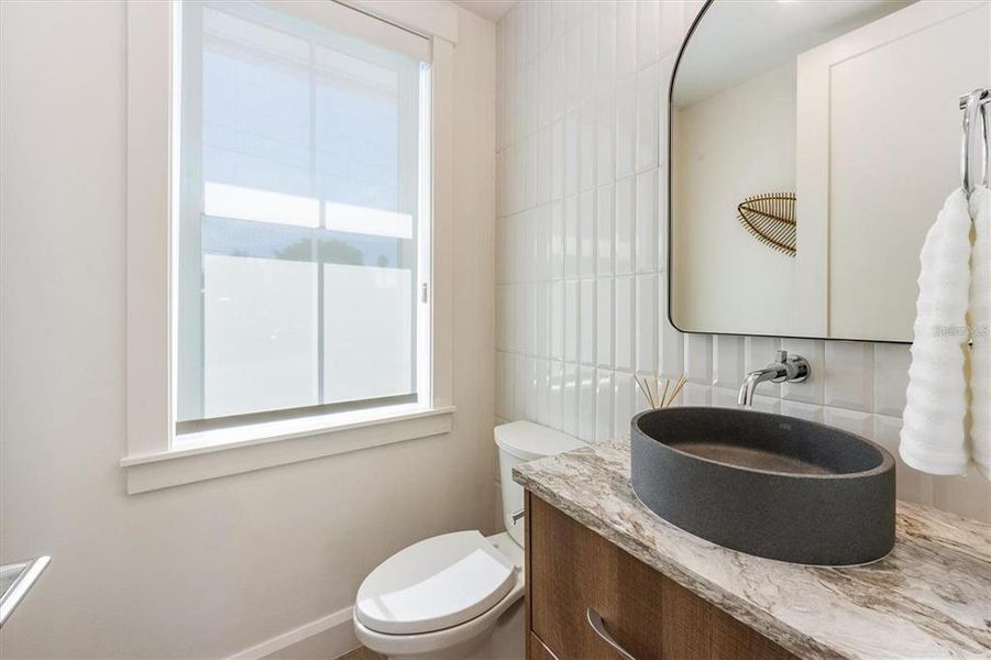 Image 41 of a home in .
