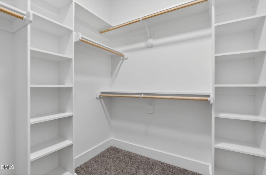 38-web-or-mls-484-hillard-ln-annice-broa