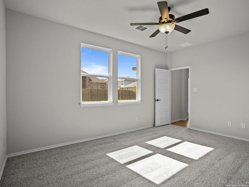 Spacious, unfurnished interior of a new home in Horizon Pointe, San Antonio (Image 27). Spacious, unfurnished interior of a new home in Horizon Pointe, San Antonio (Image 27).