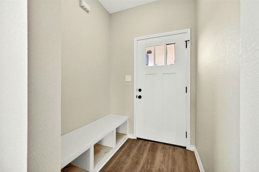 Spacious, unfurnished interior of a new home in , Callisburg (Image 23).