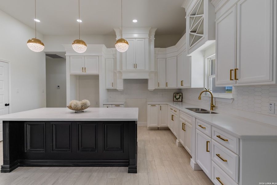 Furnished interior view inside a new home in , Eagle Pass (Image 7).