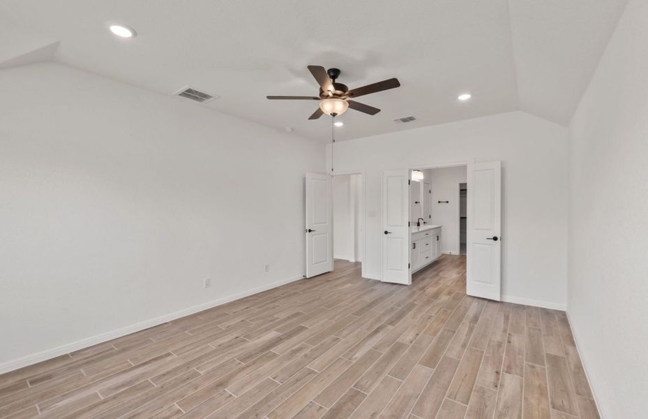 Spacious, unfurnished interior of a new home in Saddleback at Santa Rita Ranch, Liberty Hill (Image 32). Spacious, unfurnished interior of a new home in Saddleback at Santa Rita Ranch, Liberty Hill (Image 32).