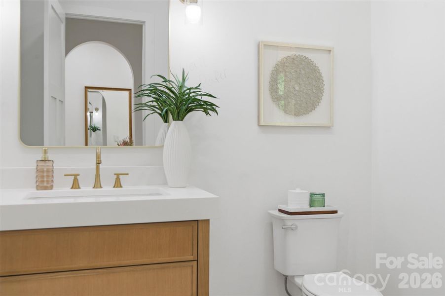 Image 42 of a home in .