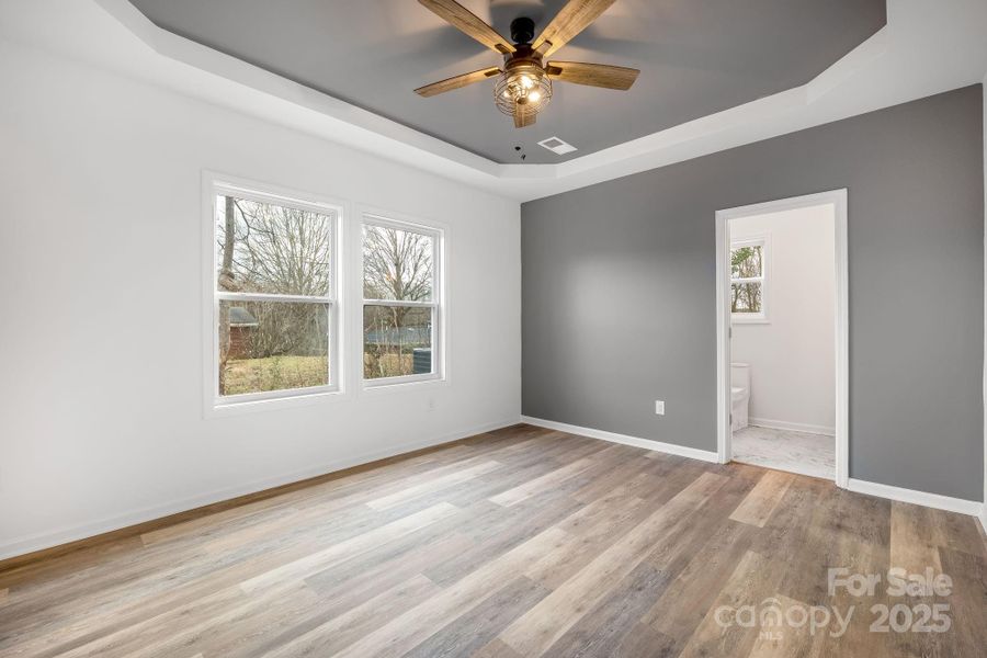 Spacious, unfurnished interior of a new home in , Shelby (Image 25).