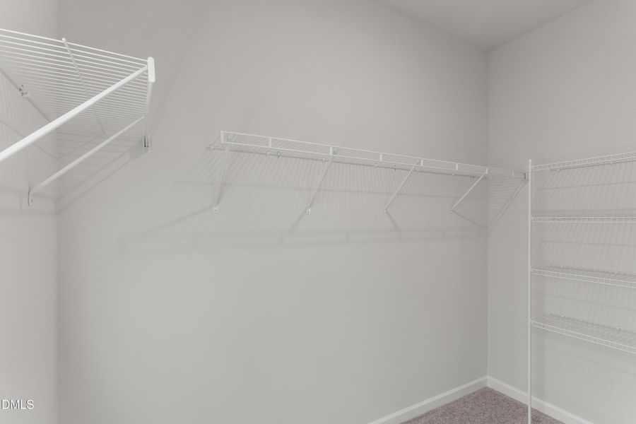 Walk-in-Closet