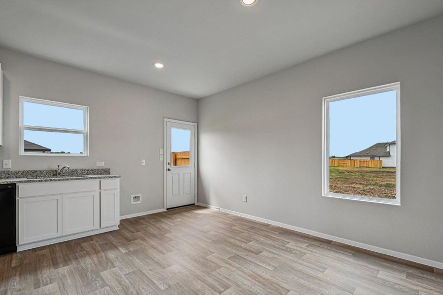 Spacious, unfurnished interior of a new home in Hymeadow, Maxwell (Image 16).